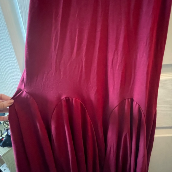 Fun red dress - Picture 2 of 6